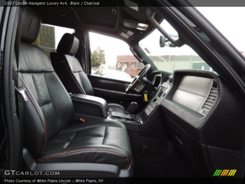 Black / Charcoal 2007 Lincoln Navigator Luxury 4x4