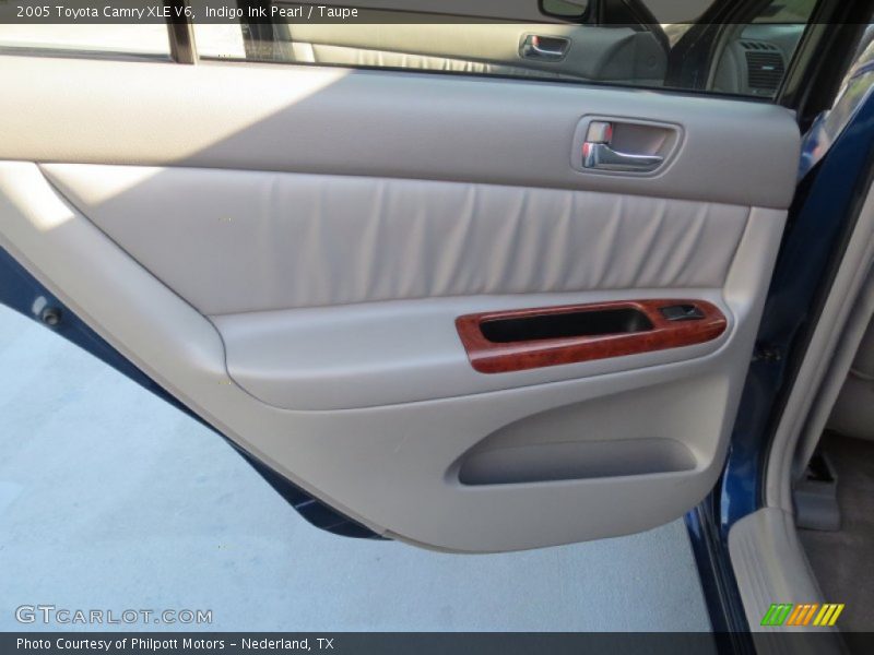 Indigo Ink Pearl / Taupe 2005 Toyota Camry XLE V6
