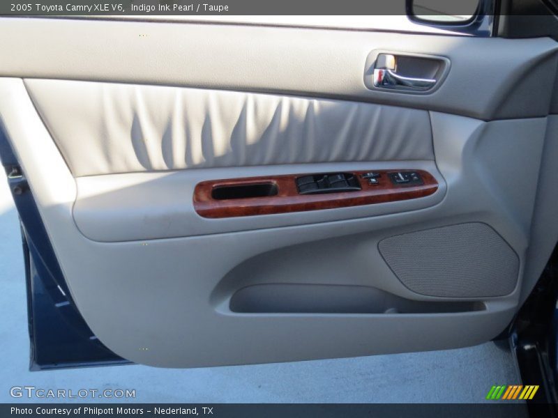 Indigo Ink Pearl / Taupe 2005 Toyota Camry XLE V6