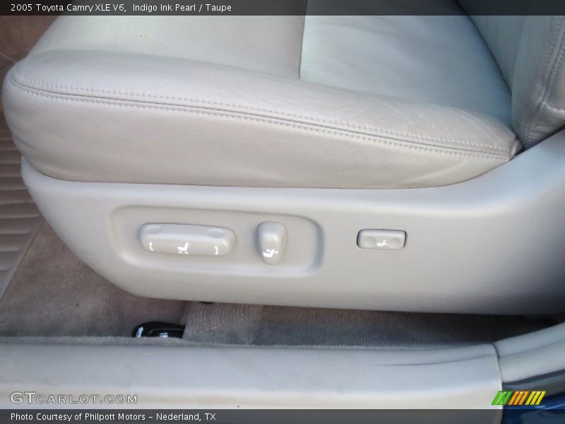 Indigo Ink Pearl / Taupe 2005 Toyota Camry XLE V6
