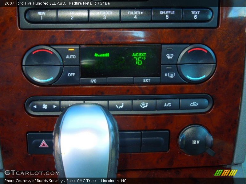 Controls of 2007 Five Hundred SEL AWD