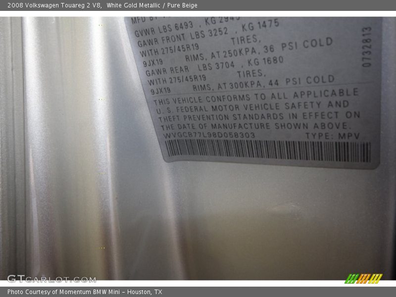 White Gold Metallic / Pure Beige 2008 Volkswagen Touareg 2 V8