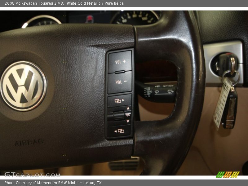 White Gold Metallic / Pure Beige 2008 Volkswagen Touareg 2 V8