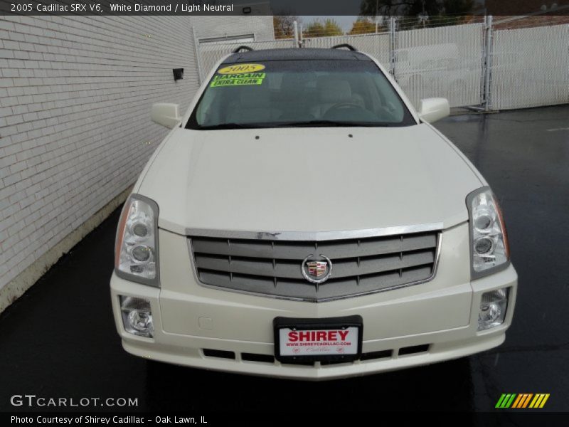 White Diamond / Light Neutral 2005 Cadillac SRX V6