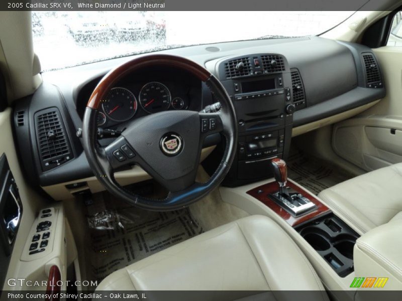 White Diamond / Light Neutral 2005 Cadillac SRX V6