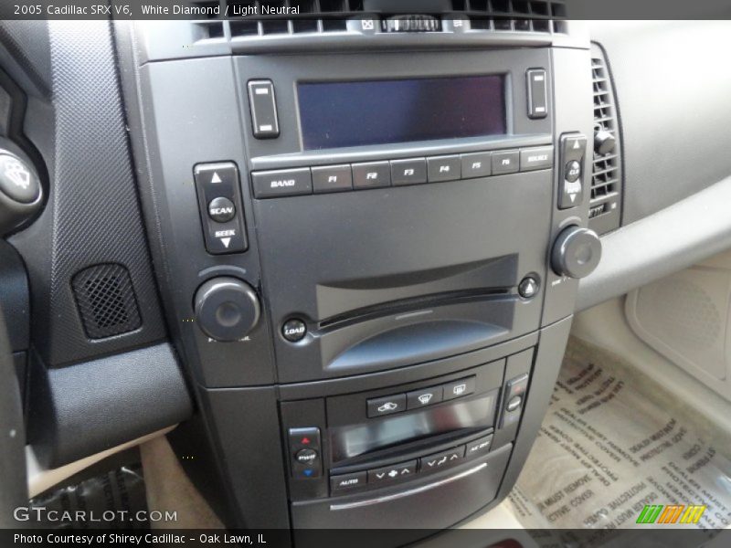 White Diamond / Light Neutral 2005 Cadillac SRX V6