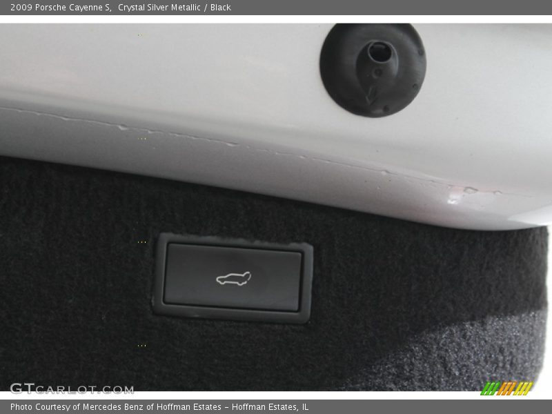 Crystal Silver Metallic / Black 2009 Porsche Cayenne S