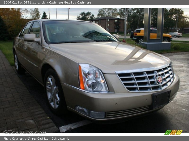 Light Cashmere Metallic / Cashmere 2006 Cadillac DTS Luxury
