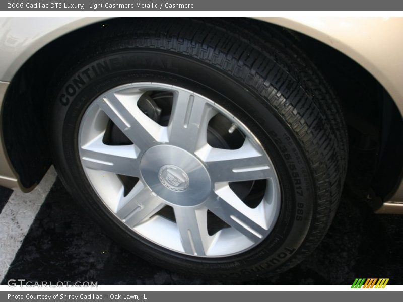 Light Cashmere Metallic / Cashmere 2006 Cadillac DTS Luxury
