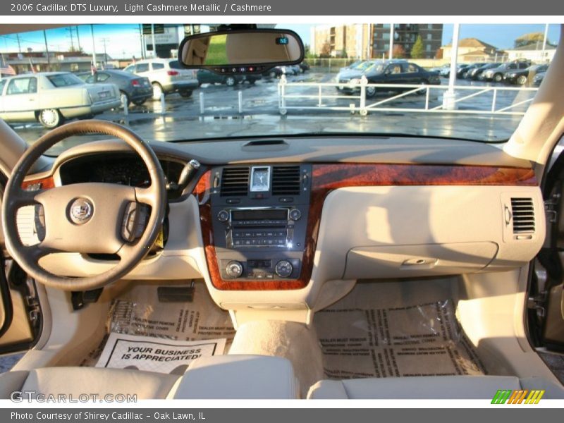 Light Cashmere Metallic / Cashmere 2006 Cadillac DTS Luxury
