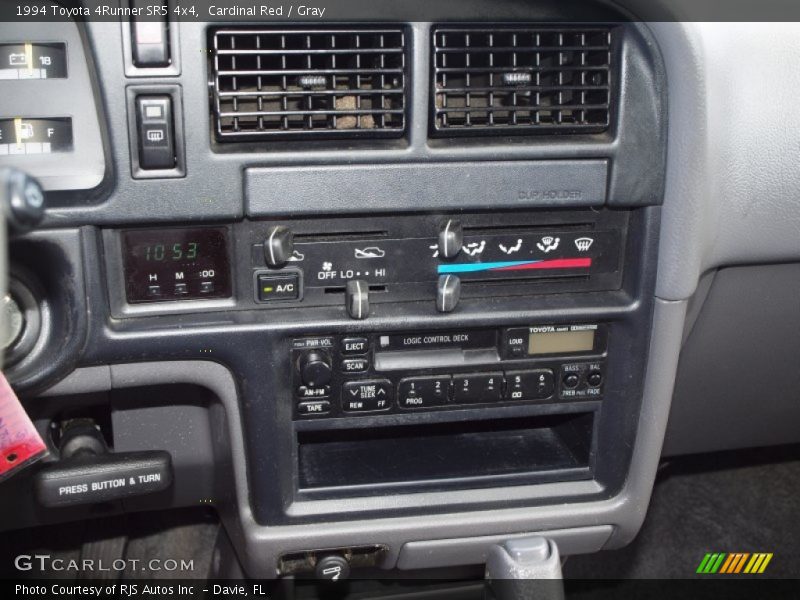 Controls of 1994 4Runner SR5 4x4