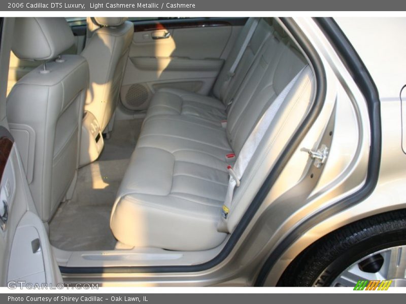 Light Cashmere Metallic / Cashmere 2006 Cadillac DTS Luxury