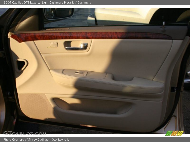 Light Cashmere Metallic / Cashmere 2006 Cadillac DTS Luxury