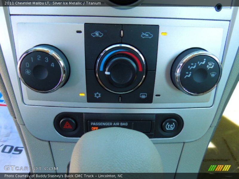 Silver Ice Metallic / Titanium 2011 Chevrolet Malibu LT