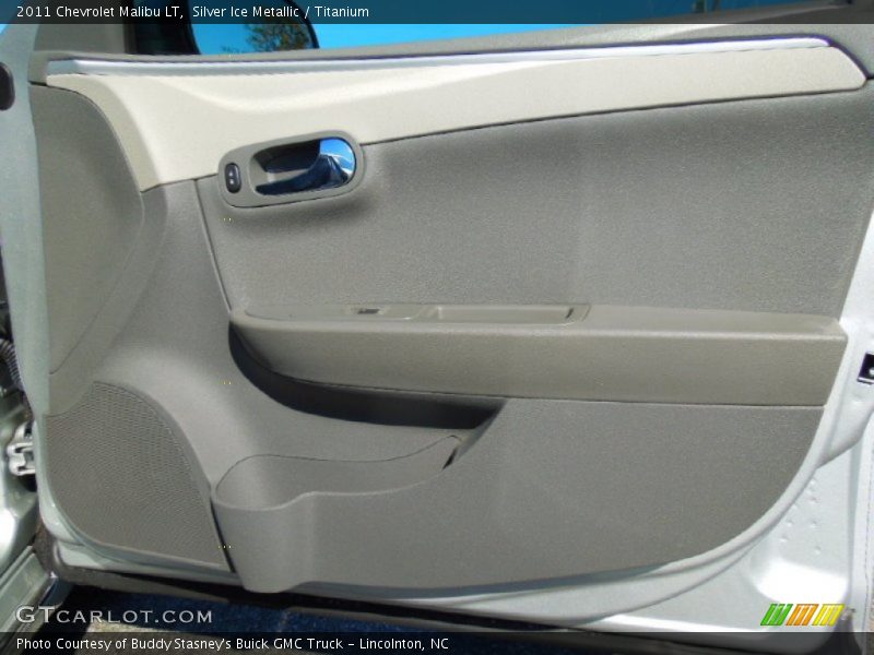 Silver Ice Metallic / Titanium 2011 Chevrolet Malibu LT