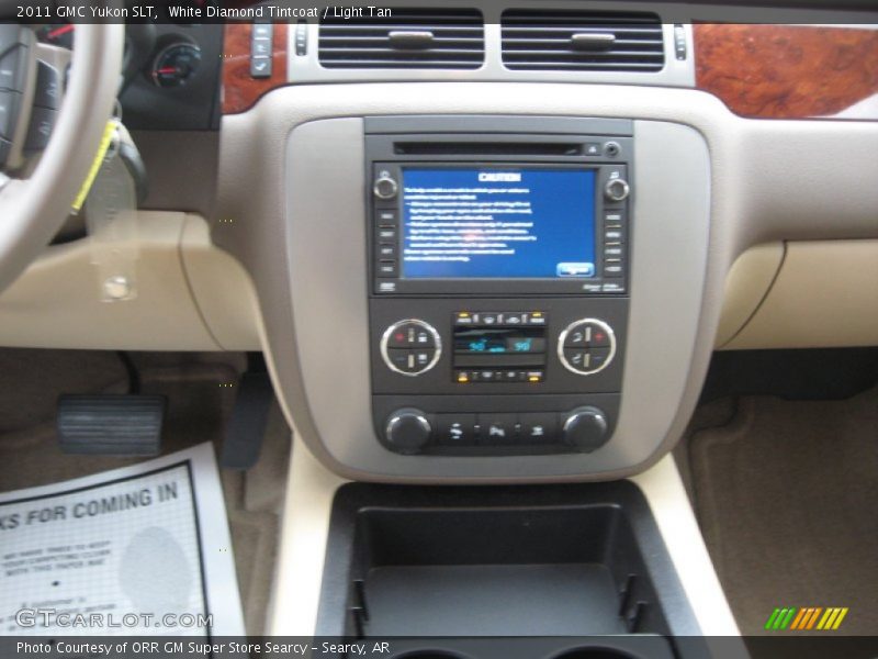 White Diamond Tintcoat / Light Tan 2011 GMC Yukon SLT