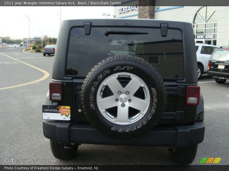 Black / Black/Dark Saddle 2011 Jeep Wrangler Unlimited Sahara 4x4