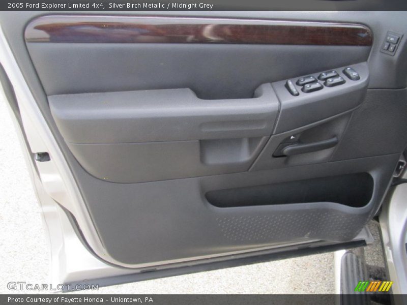 Door Panel of 2005 Explorer Limited 4x4