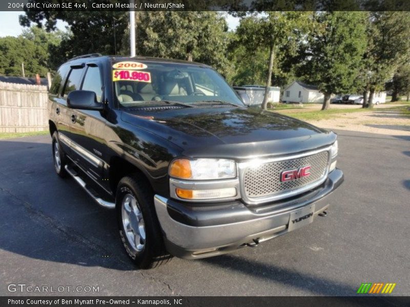 Carbon Metallic / Neutral/Shale 2004 GMC Yukon SLE 4x4