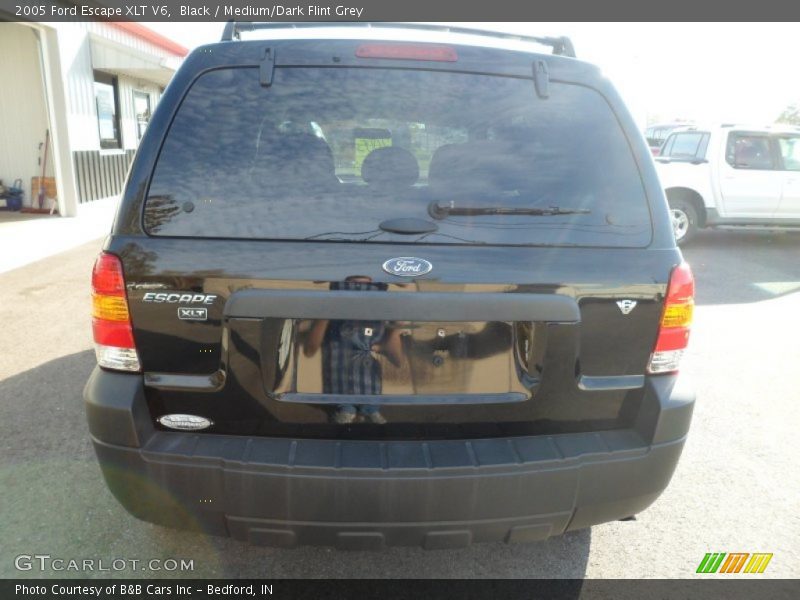 Black / Medium/Dark Flint Grey 2005 Ford Escape XLT V6