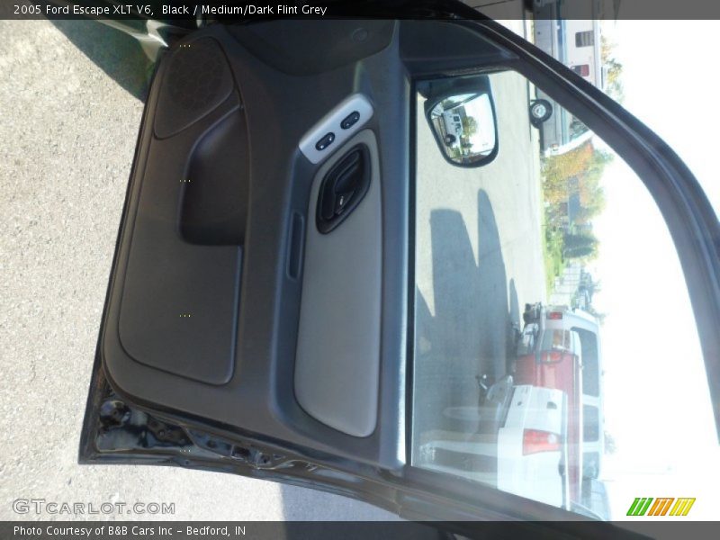 Black / Medium/Dark Flint Grey 2005 Ford Escape XLT V6
