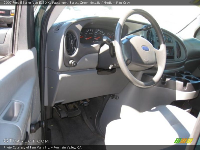 Forest Green Metallic / Medium Flint Grey 2007 Ford E Series Van E150 XL Passenger