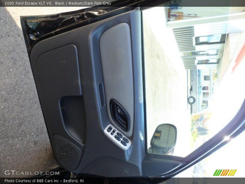 Black / Medium/Dark Flint Grey 2005 Ford Escape XLT V6
