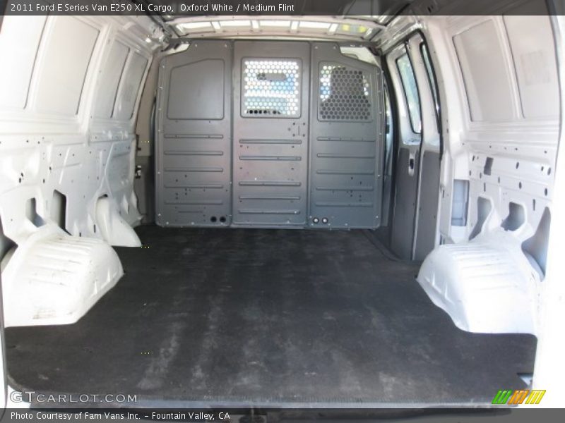 Oxford White / Medium Flint 2011 Ford E Series Van E250 XL Cargo