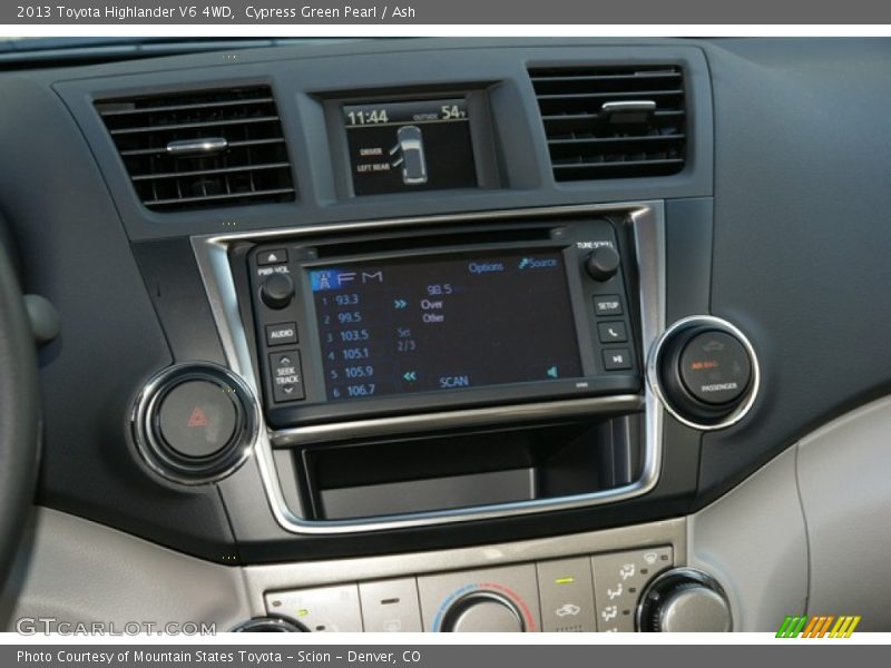 Cypress Green Pearl / Ash 2013 Toyota Highlander V6 4WD