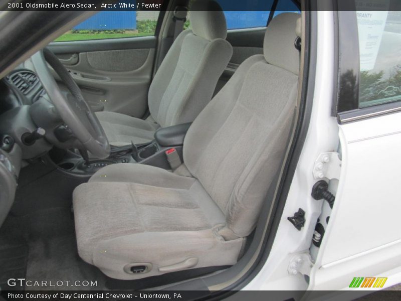 Arctic White / Pewter 2001 Oldsmobile Alero Sedan