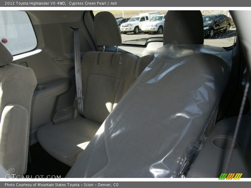 Cypress Green Pearl / Ash 2013 Toyota Highlander V6 4WD