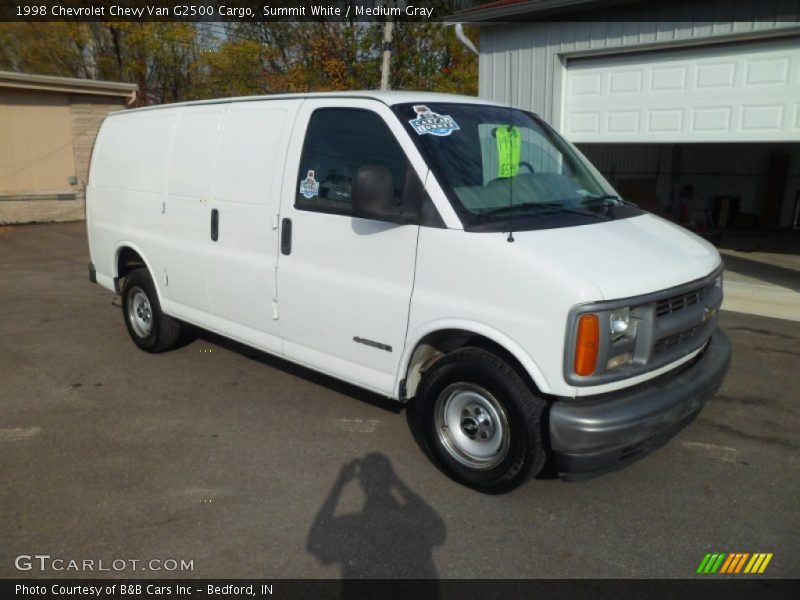 Front 3/4 View of 1998 Chevy Van G2500 Cargo