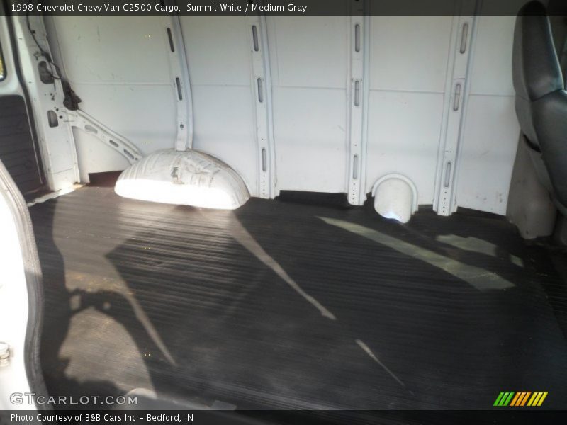 Summit White / Medium Gray 1998 Chevrolet Chevy Van G2500 Cargo