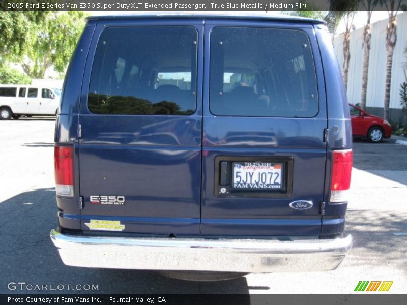 True Blue Metallic / Medium Flint 2005 Ford E Series Van E350 Super Duty XLT Extended Passenger