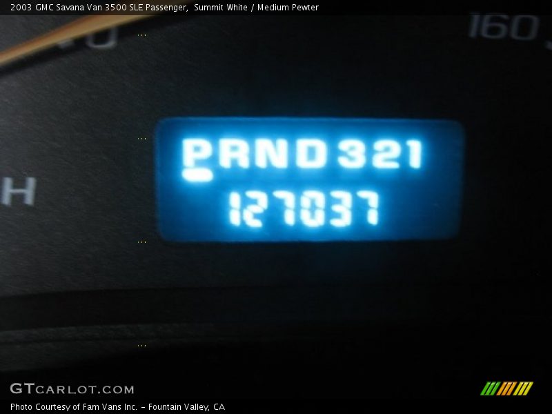 Summit White / Medium Pewter 2003 GMC Savana Van 3500 SLE Passenger