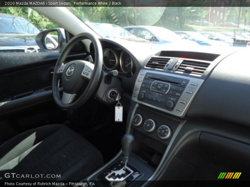 Performance White / Black 2010 Mazda MAZDA6 i Sport Sedan
