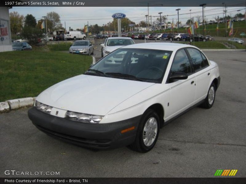 White / Gray 1997 Saturn S Series SL Sedan