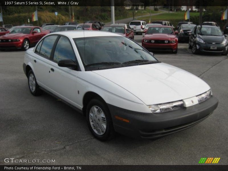 White / Gray 1997 Saturn S Series SL Sedan