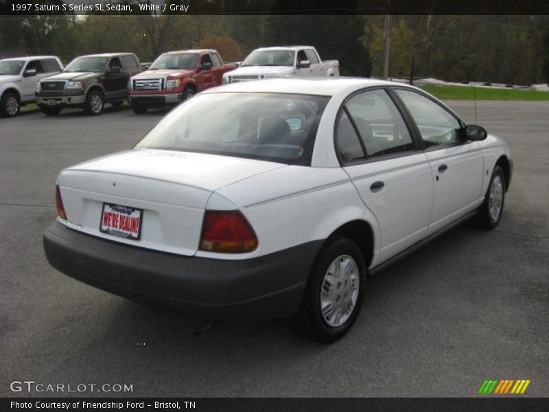 White / Gray 1997 Saturn S Series SL Sedan