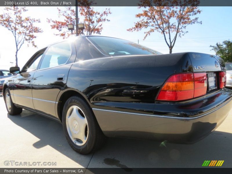 Black Onyx / Black 2000 Lexus LS 400