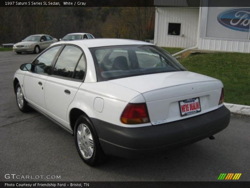 White / Gray 1997 Saturn S Series SL Sedan