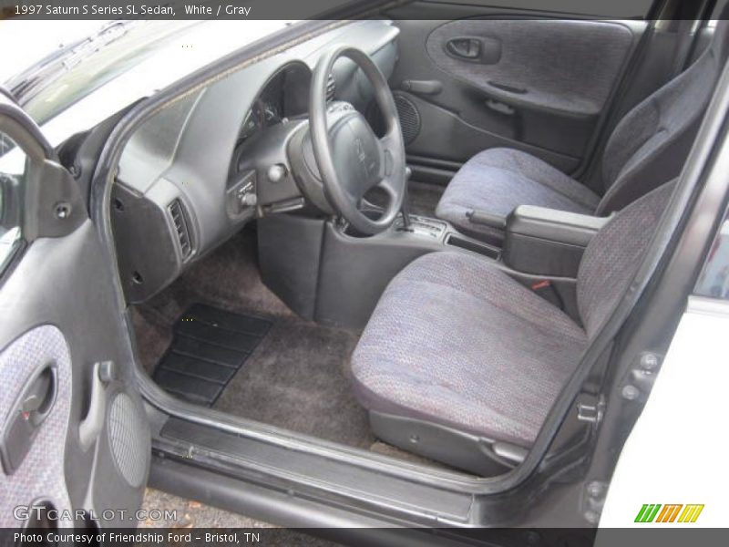 White / Gray 1997 Saturn S Series SL Sedan
