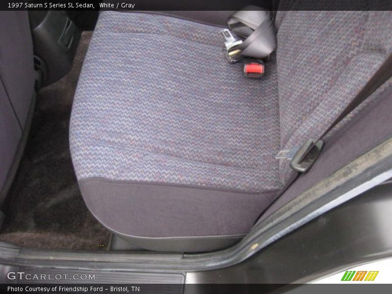 White / Gray 1997 Saturn S Series SL Sedan