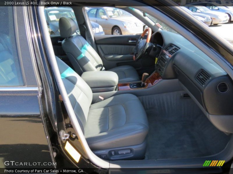 Black Onyx / Black 2000 Lexus LS 400