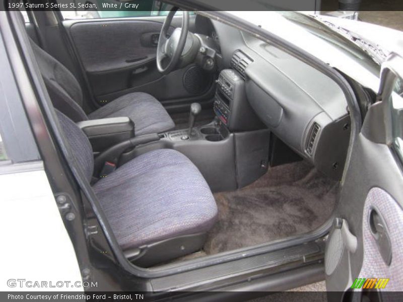 White / Gray 1997 Saturn S Series SL Sedan