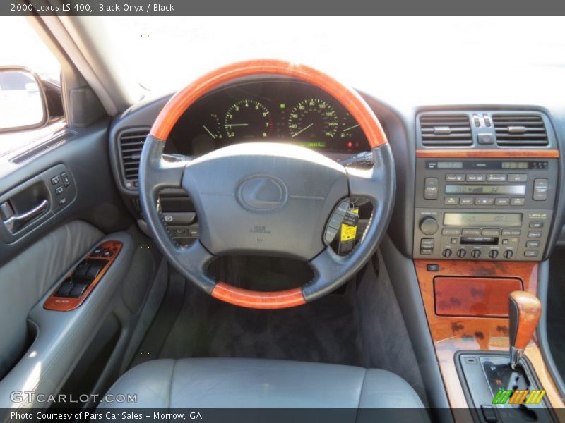 Black Onyx / Black 2000 Lexus LS 400