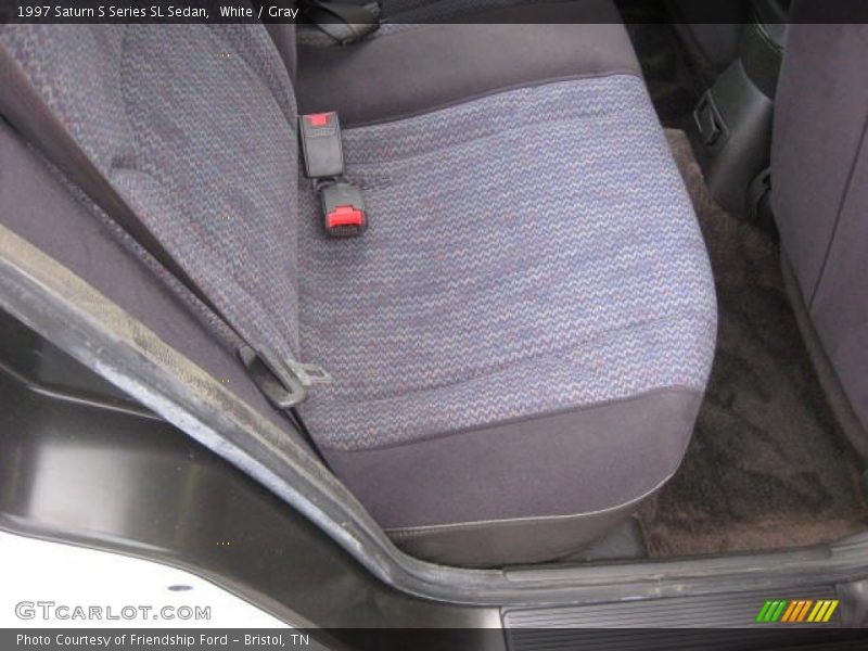 White / Gray 1997 Saturn S Series SL Sedan