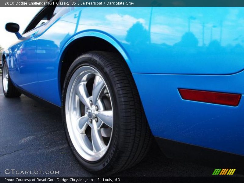 B5 Blue Pearlcoat / Dark Slate Gray 2010 Dodge Challenger R/T Classic