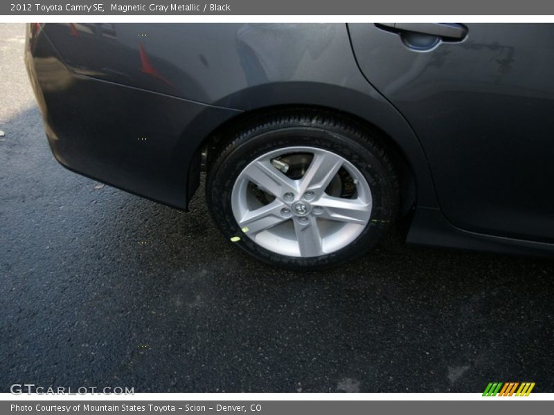 Magnetic Gray Metallic / Black 2012 Toyota Camry SE