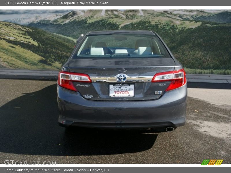 Magnetic Gray Metallic / Ash 2012 Toyota Camry Hybrid XLE